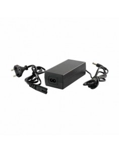 Napajalni adapter 12V/5A