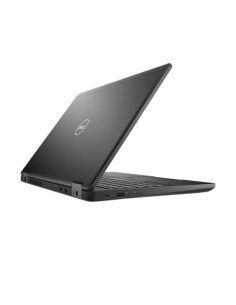 Prenosnik Dell Latitude 5590 / i5 / RAM 8 GB / SSD Disk / 15,6″ FHD