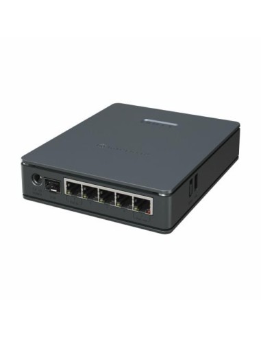 Dostopna točka Mikrotik E62iUGS-2axD5axT