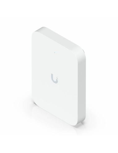 Dostopna točka Ubiquiti U7-IW